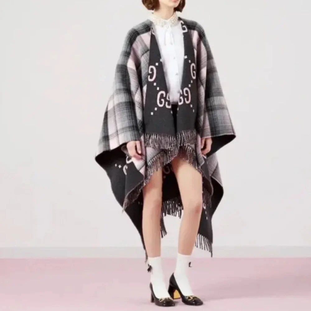 GUCCI GG logo check fringed reversible poncho cape wrap